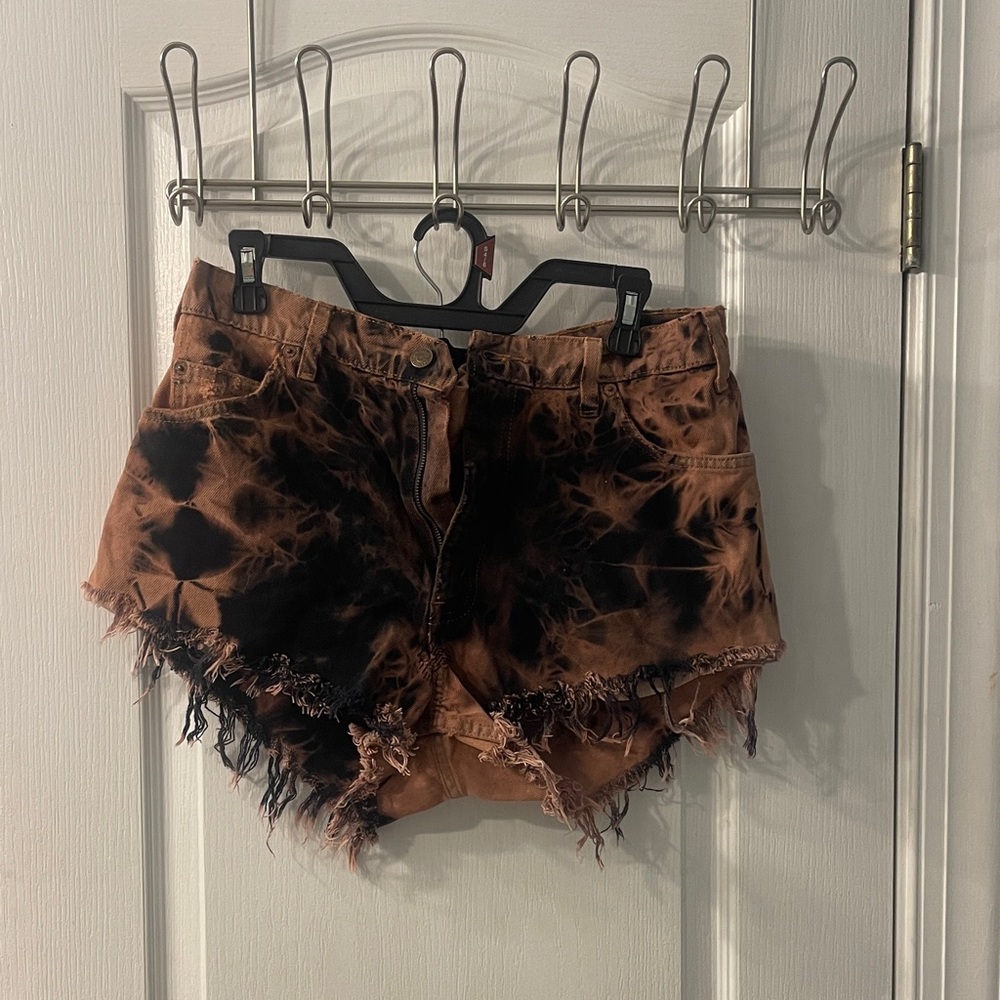 Levi's Brown and Black Tie-Dye Distressed Denim Shorts